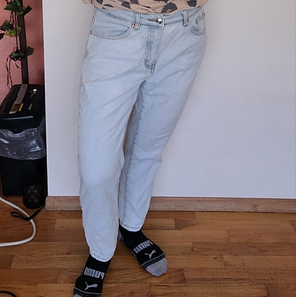 So 90's it's like not even funny.